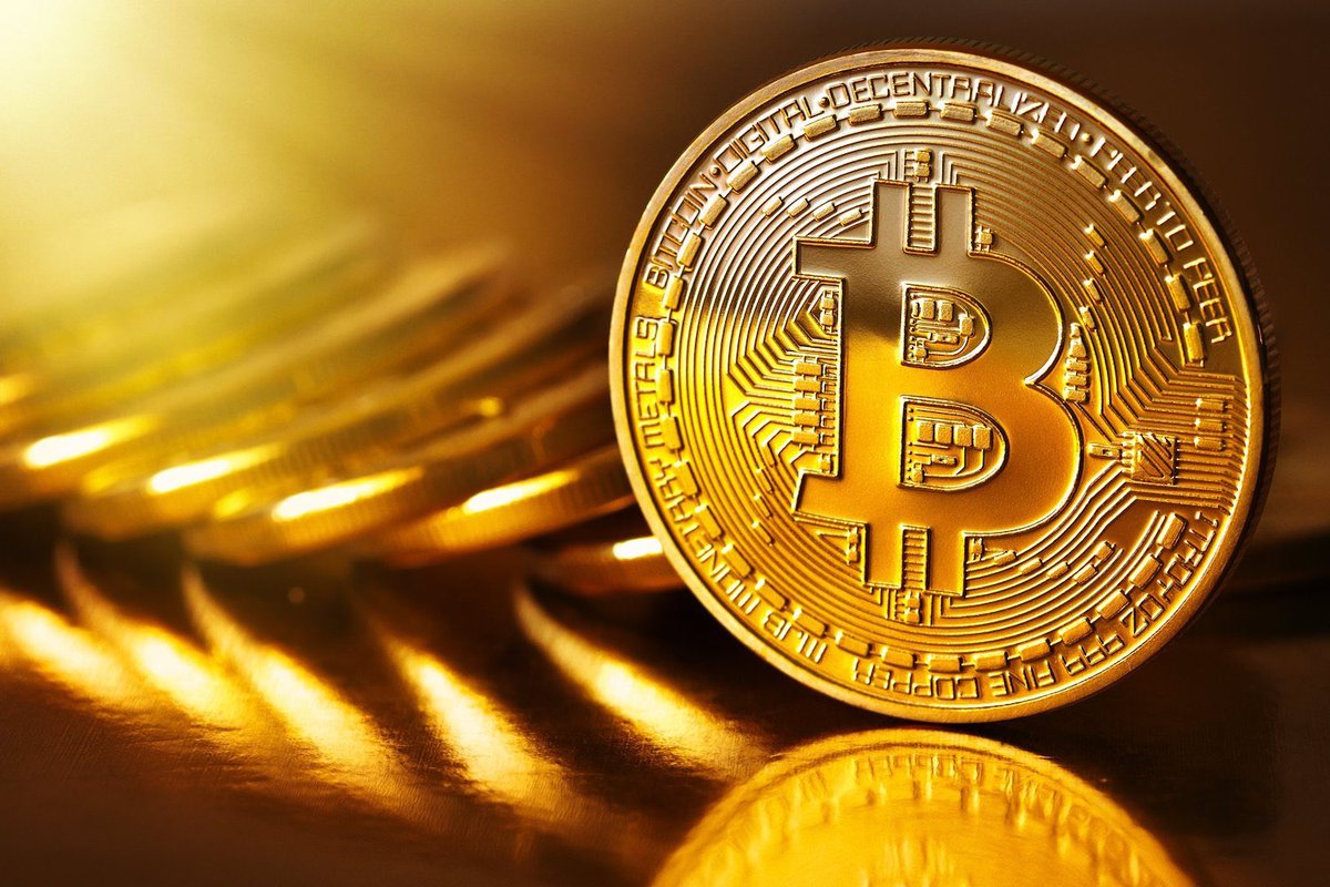 Is Bitcoin Future of Online Gambling? Pros & Cons